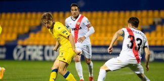La AD Alcorcón cede a Javi Castro y a Álvaro Juan