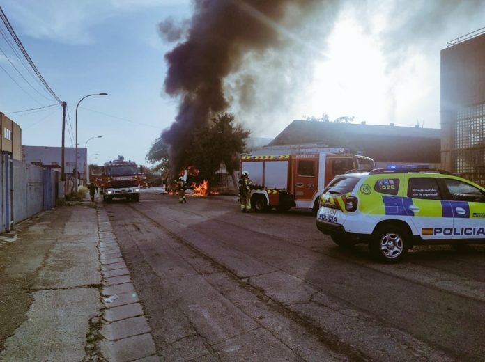 Incendio de un autobús en Alcorcón