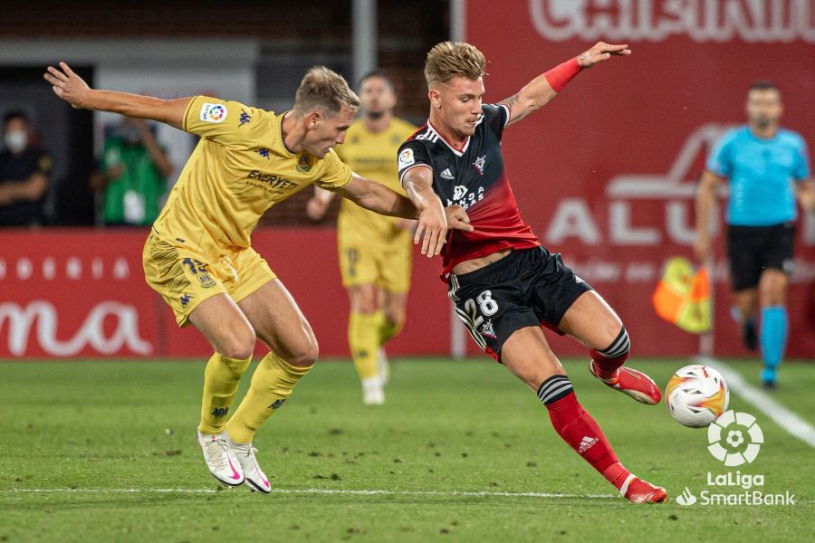 El Alcorcón suma la primera victoria con goles de Zarfino, Asencio y Xisco