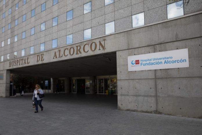 Piden prisión para un empleado del Hospital de Alcorcón que intentó asesinar a una anciana