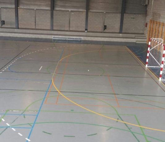 El Ayuntamiento de Alcorcón inicia la reposición de pavimento en los pabellones deportivos