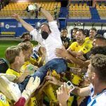 Enfado monumental de la afición del Alcorcón por la destitución de Anquela