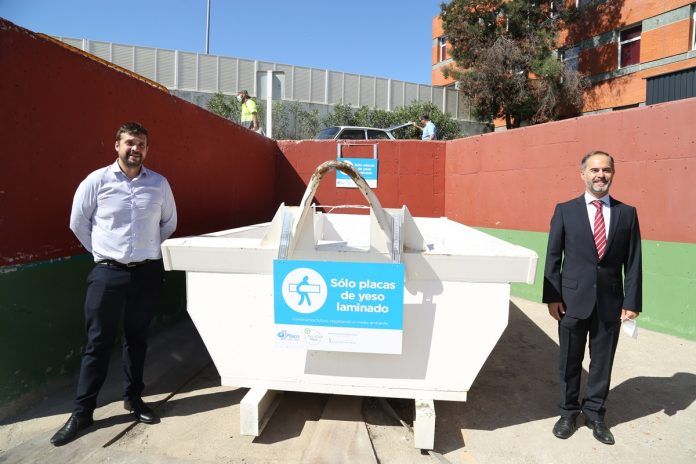 Alcorcón recicla yeso para reducir el impacto medioambiental