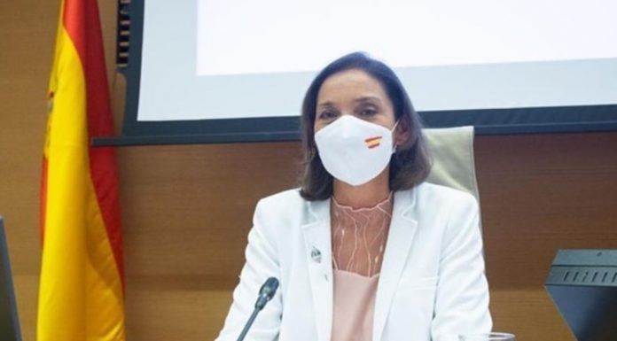 La ministra alcorconera Reyes Maroto se disculpa por sus controvertidas palabras sobre el volcán de La Palma La ministra alcorconera Reyes Maroto se disculpa por sus controvertidas palabras sobre el volcán de La Palma