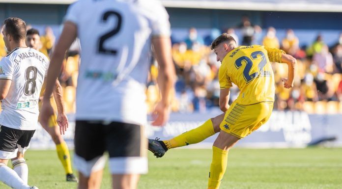 El Alcorcón remata al Burgos en el descuento
