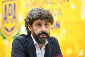 Iván Bravo, el dueño del Alcorcón, de visita en la ciudad ante la crisis del club