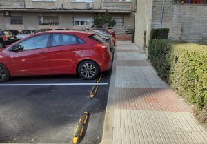 Alcorcón instala topes de rueda en los aparcamientos