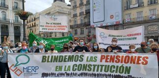 Asociaciones de Alcorcón se manifiestan para blindar las pensiones en la Constitución