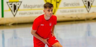 El futbolista Toni Escribano, con pasado en Alcorcón, operado de su rodilla