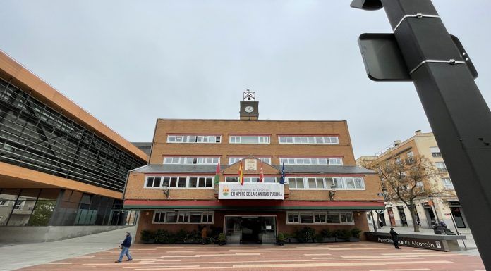 El Ayuntamiento de Alcorcón reprueba a Ana Gómez, la portavoz del PP