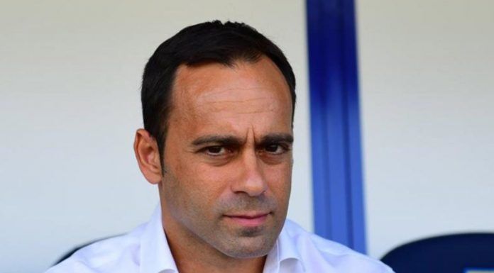 Fran Fernández, entrenador del Alcorcón: "El que no este ilusionado tiene la puerta abierta"