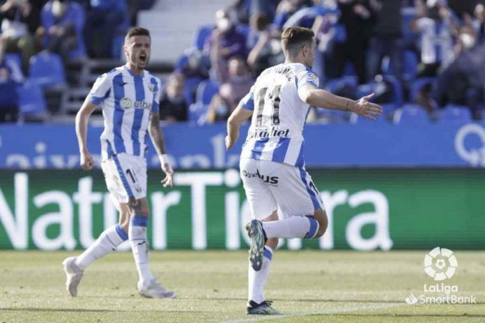 Leganés 1-0 AD Alcorcón/ El Alcorcón se estrella contra la madera y el árbitro