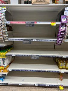 Se agota el aceite de girasol en los supermercados de Alcorcón