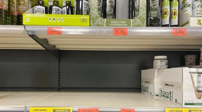Se agota el aceite de girasol en los supermercados de Alcorcón