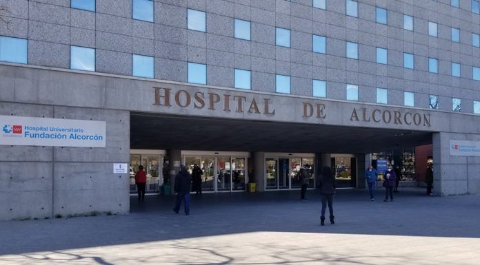 Denuncian el trato del Hospital de Alcorcón a una anciana de 89 años