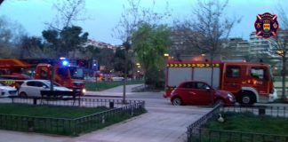 La brillante actuación de unos vecinos para evitar que un incendio se propagase en una vivienda de Alcorcón