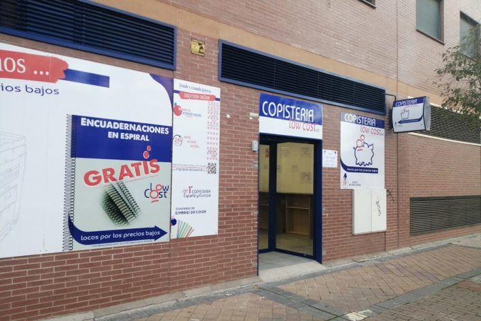 Abre una copistería low-cost en Alcorcón