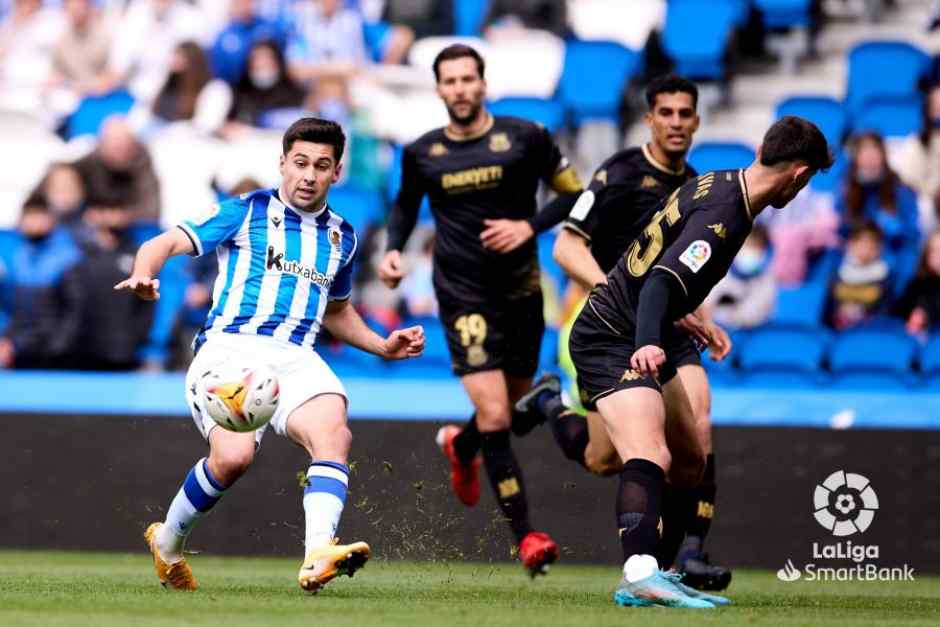 Real Sociedad B 2-4 Alcorcón/ Xisco y Valle reinan en la locura de San Sebastián