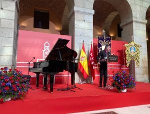 Polémica en Alcorcón tras el pregón de Semana Santa de Ángel Garó