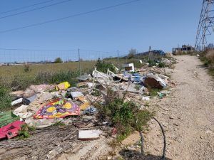 El lamentable estado de los caminos que llegan a Alcorcón por el Ensanche Sur