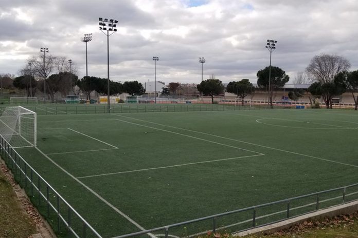 Becas para que los jóvenes de Alcorcón estudien y jueguen al fútbol en Estados Unidos