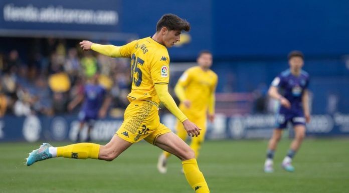 Óscar Rivas, renovado por el Alcorcón hasta 2024