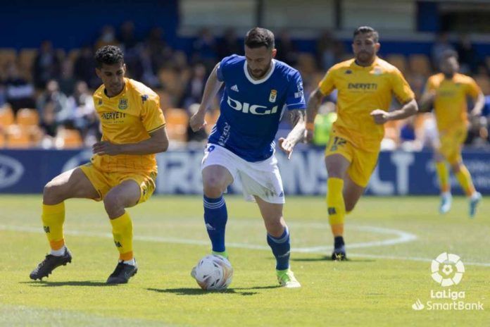 Alcorcón 1-2 Oviedo/ El fútbol vuelve a ser cruel con el Alcorcón