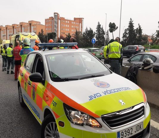 Un motorista sufre un grave accidente en la A-5 a la salida de Alcorcón