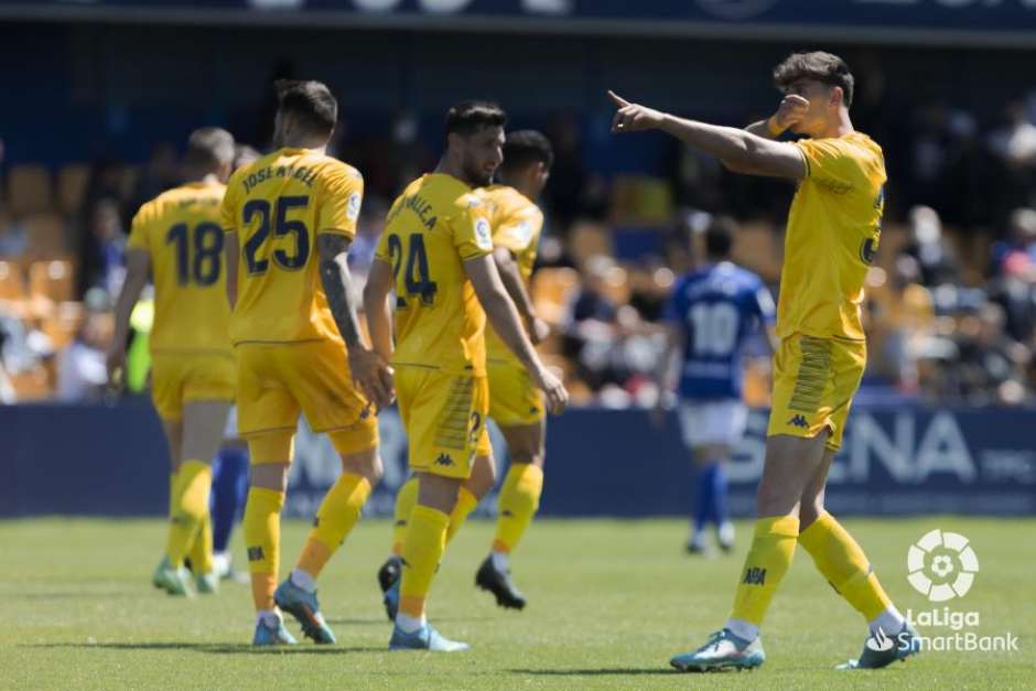 Alcorcón 1-2 Oviedo/ El fútbol vuelve a ser cruel con el Alcorcón 