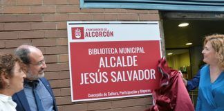 Alcorcón le pone el nombre del fallecido exalcalde Jesús Salvador Bedmar a la Biblioteca El Pinar