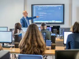 El CES Juan Pablo II de Alcorcón, el mejor centro para estudiar en modalidad online