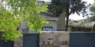 Desalojan el chalet okupado en Villaviciosa de Odón, municipio vecino de Alcorcón