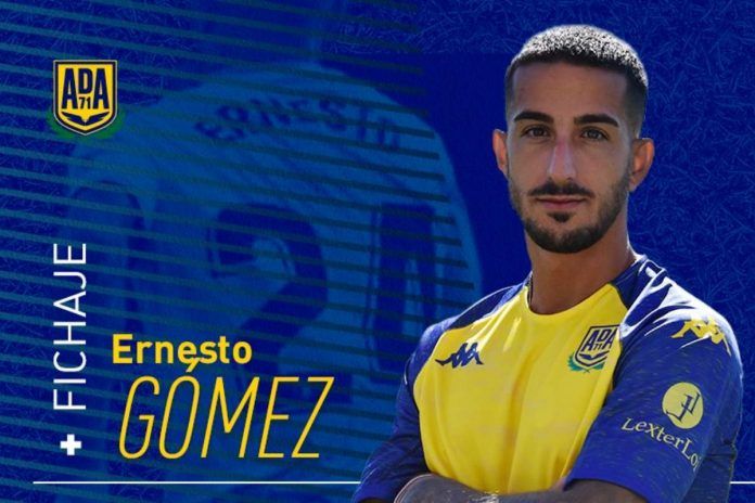 Otro fichaje más para el Alcorcón: Ernesto Gómez regresa a Santo Domingo