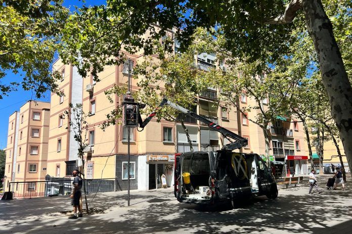 Las luces de la Calle Mayor de Alcorcón ya se están preparando