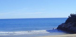 Una joven de Alcorcón le salva la vida a un turista francés en la playa