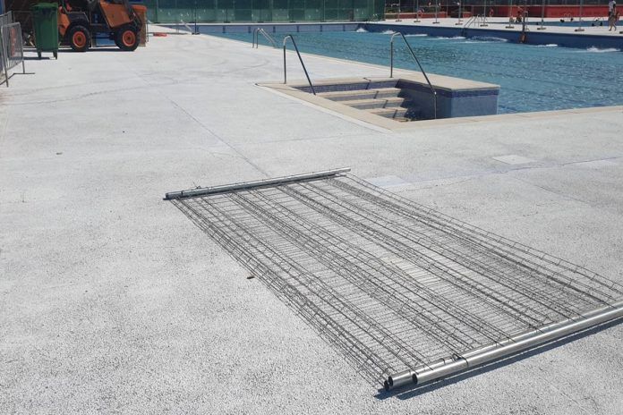 La piscina de Santo Domingo, en Alcorcón, reabre sus puertas en medio de varias críticas