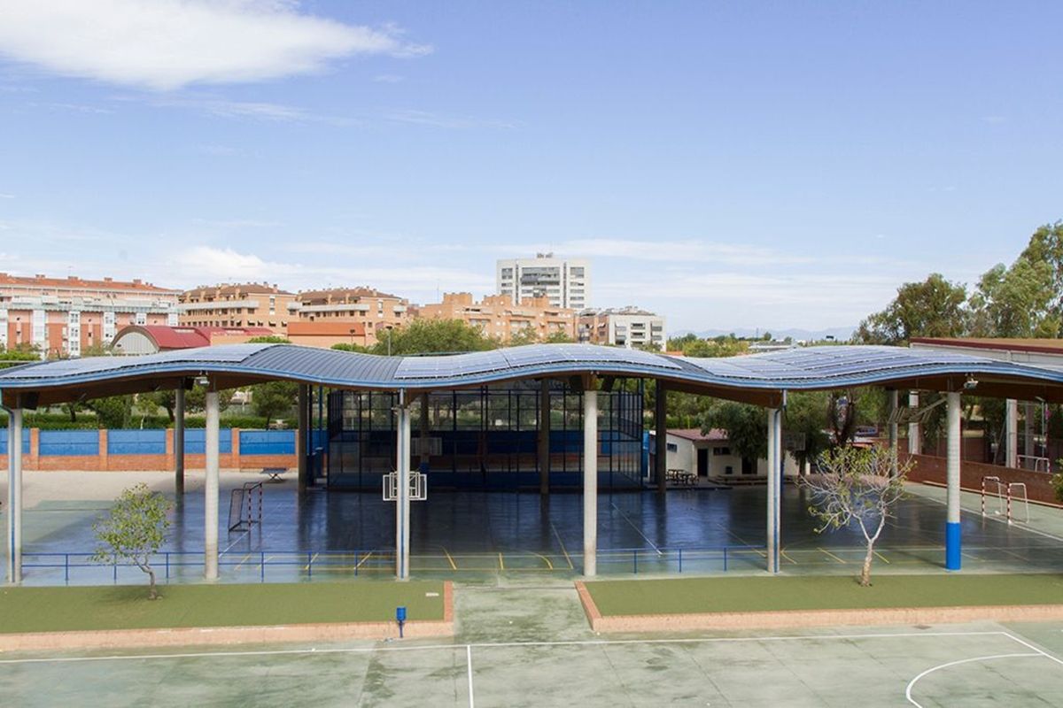 El colegio Alkor de Alcorcón mejora su eficiencia energética instalando placas solares