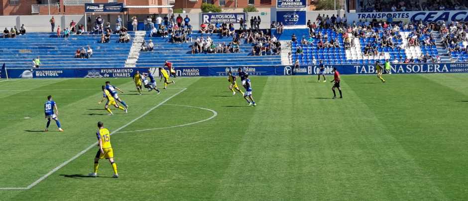 Linares 1-0 Alcorcón/ Un gol de Duarte en el 85 provoca la primera derrota del Alcorcón en la temporada 