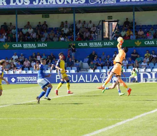 Linares 1-0 Alcorcón/ Un gol de Duarte en el 85 provoca la primera derrota del Alcorcón en la temporada