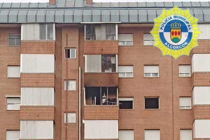 Nuevo incendio producido en la cocina de una vivienda en Alcorcón
