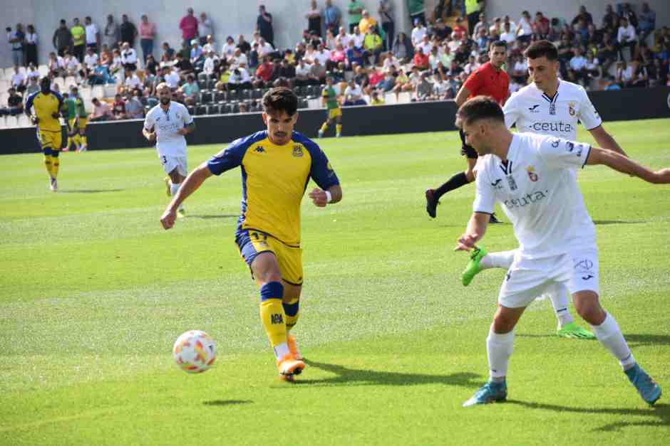 Ceuta 1-2 AD Alcorcón/ El Alcorcón conquista Ceuta con goles de Lara y Dalmau