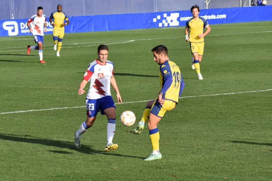 Rayo Majadahonda 0-2 AD Alcorcón/ Sexta victoria consecutiva del Alcorcón con los goles de Chiki y Bustos