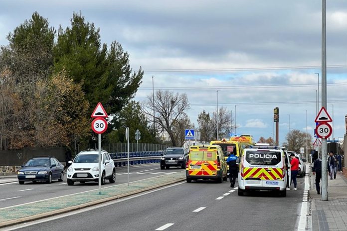 Atropellados dos hombres mientras cruzaban la calle en Alcorcón