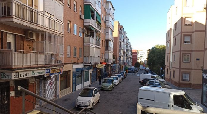 Una vecina de Alcorcón lanza un crowdfunding para ayudar a un joven senegalés en su país