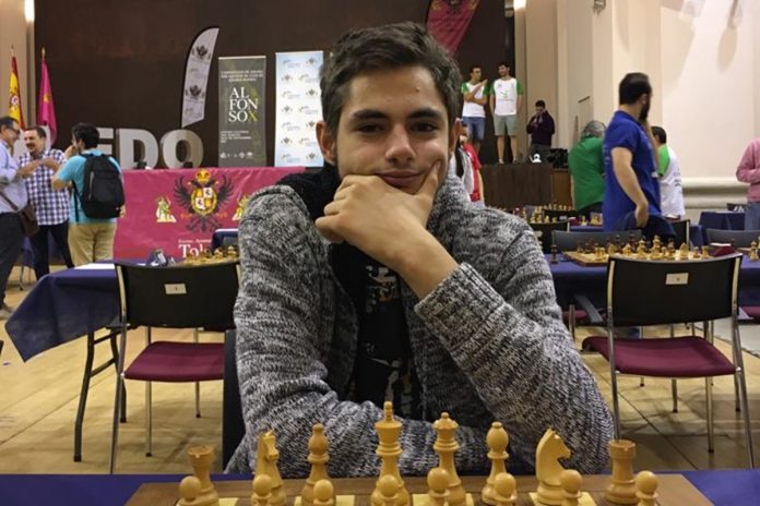 Gran éxito para el deporte de Alcorcón: Roberto Florin se convierte en Maestro de ajedrez