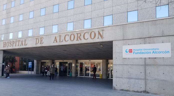 El Hospital de Alcorcón pone en marcha una escuela de cuidadores de personas con demencia