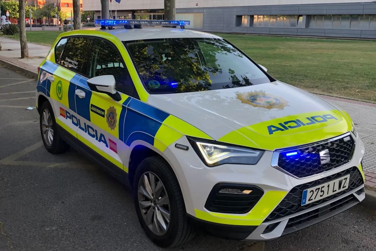 La Policía Municipal intercepta un machete-navaja a un conductor en Alcorcón