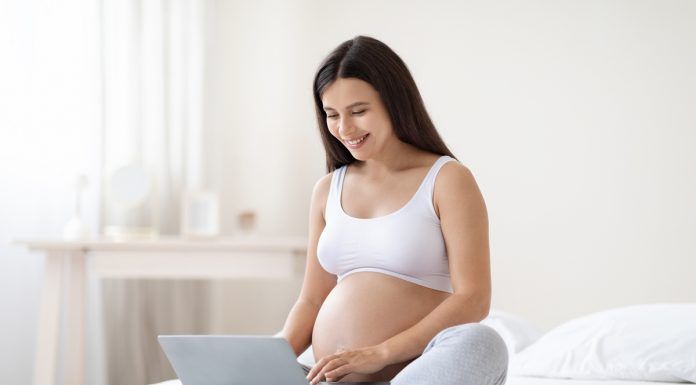 El 012 ofrece desde ya ayuda a madres y embarazadas de Alcorcón