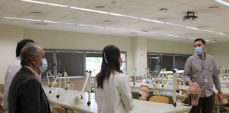 La Clínica de la URJC de Alcorcón y Fundación Amás renuevan su convenio un año más