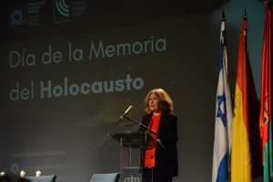 Emotivo homenaje a las víctimas del Holocausto en Alcorcón